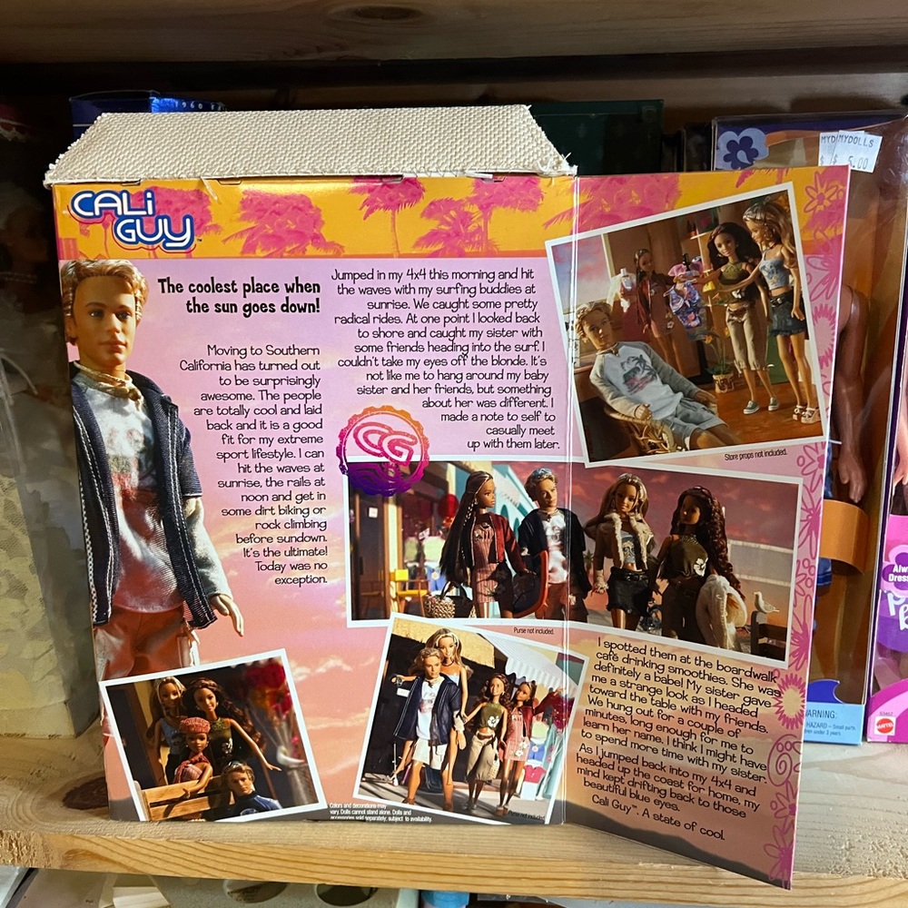 Mattel Cali Guy Blaine with Blue and White Surf Gear NRFB - Picture 5 of 9